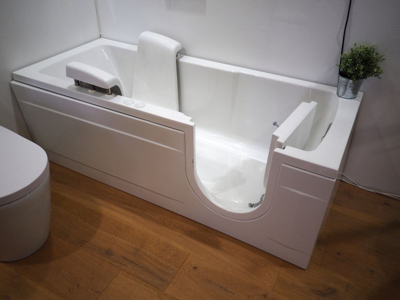 Modern Soaking Tub